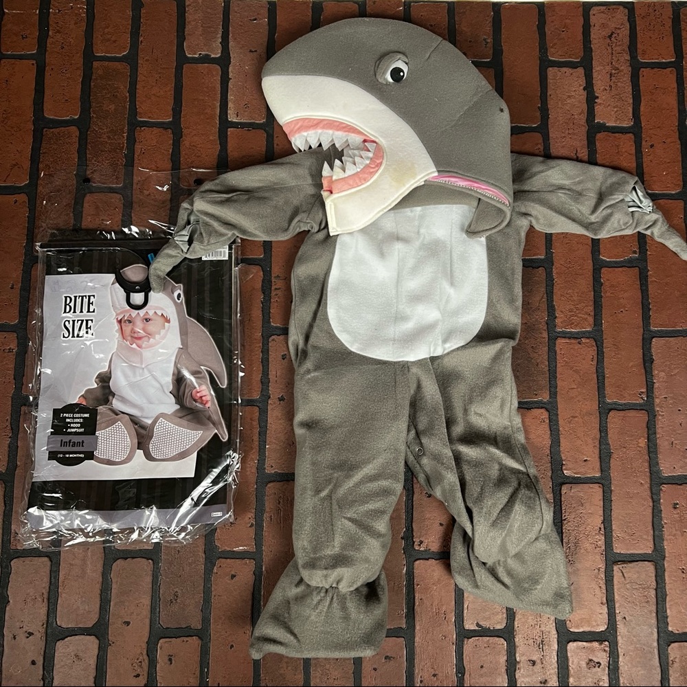 Shark Bite Size Halloween Incharacter Costume Infant 12-18 Months